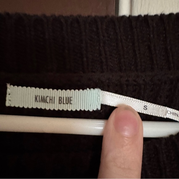 Urban Outfitters Kimchi Blue Black Flowy Sweater SZ S - Picture 4 of 4